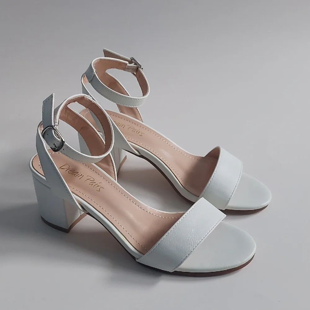 Dream Pairs Gils White Block Heels Size‎ 5